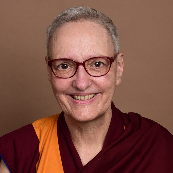 Carola Roloff (Bhikṣuṇī Jampa Tsedroen)